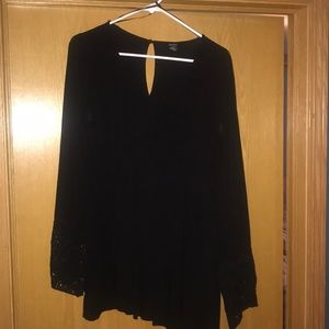 Forever 21 bell long sleeve black tunic shirt